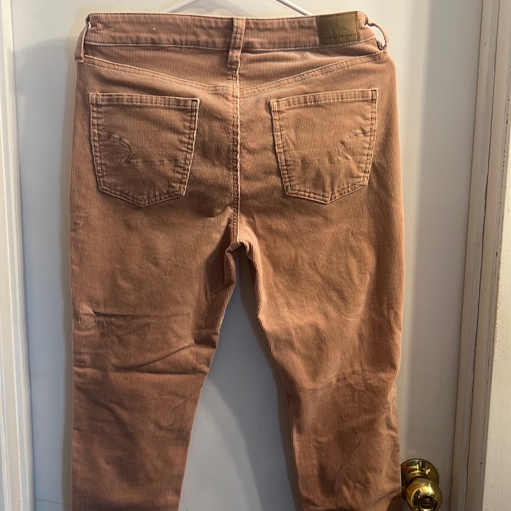 American eagle corduroy. Size 8 SHORT